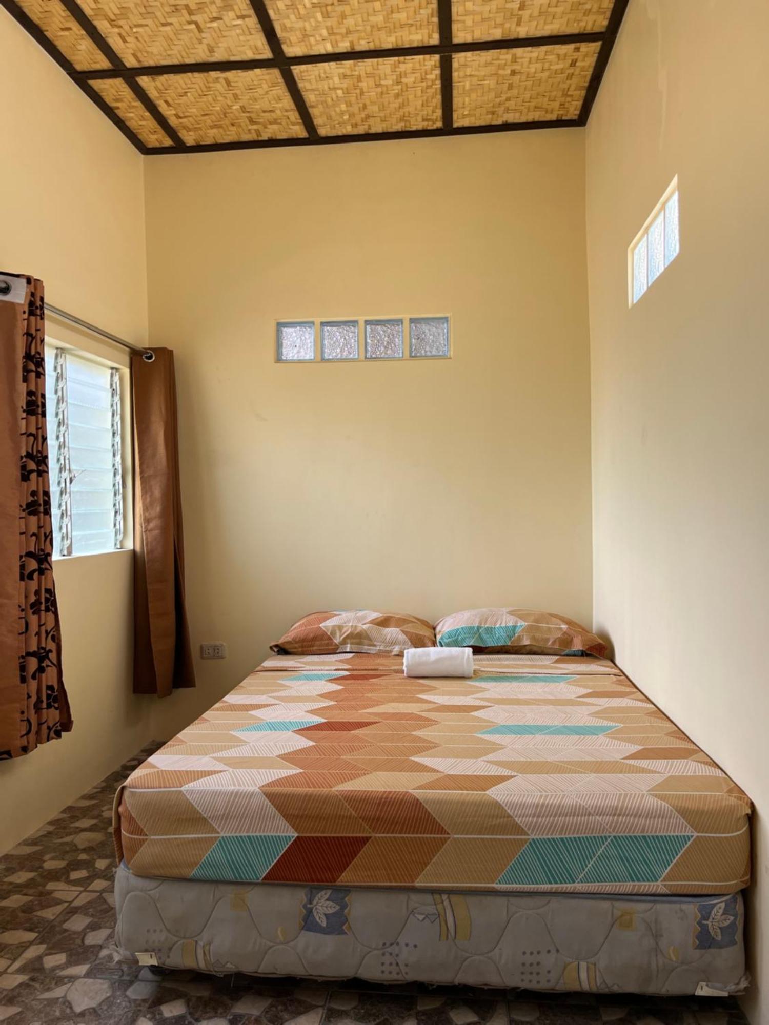แบมบู พาราไดซ์ บีช รีสอร์ต Hotel Argao ภายนอก รูปภาพ