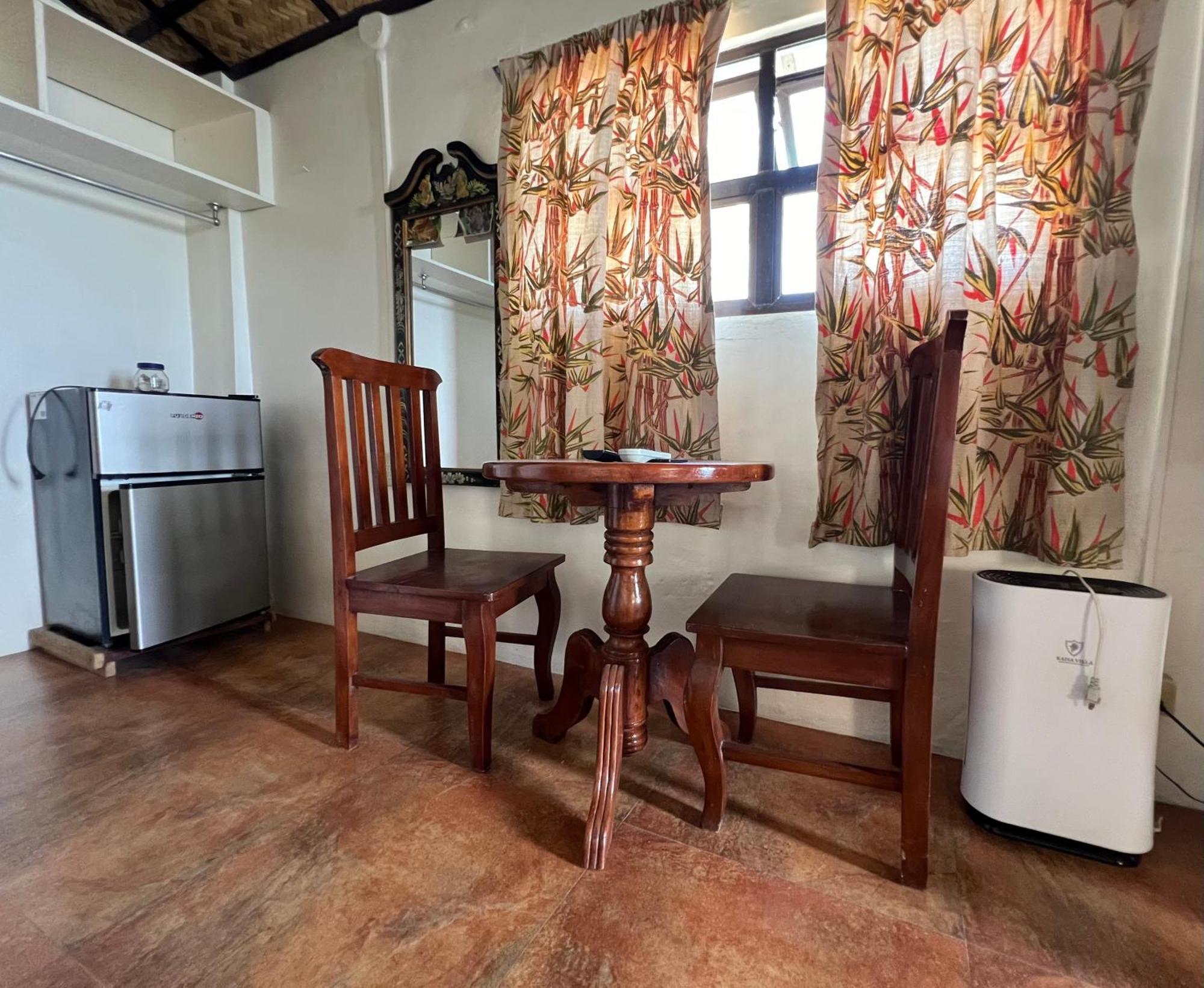 แบมบู พาราไดซ์ บีช รีสอร์ต Hotel Argao ภายนอก รูปภาพ